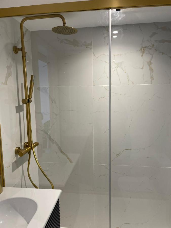 Apartamento Tres Banderas إِستيبونا المظهر الخارجي الصورة